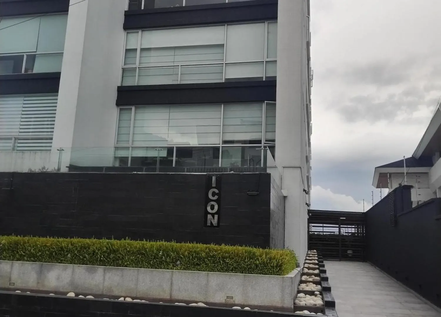 Suit Edificio Icon Quito Apartment